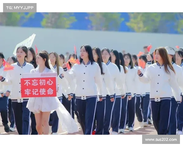 青春飞扬田径赛场,全国高校健儿同台竞技展风采 青春飞扬田径赛场,全国高校健儿同台竞技展风采